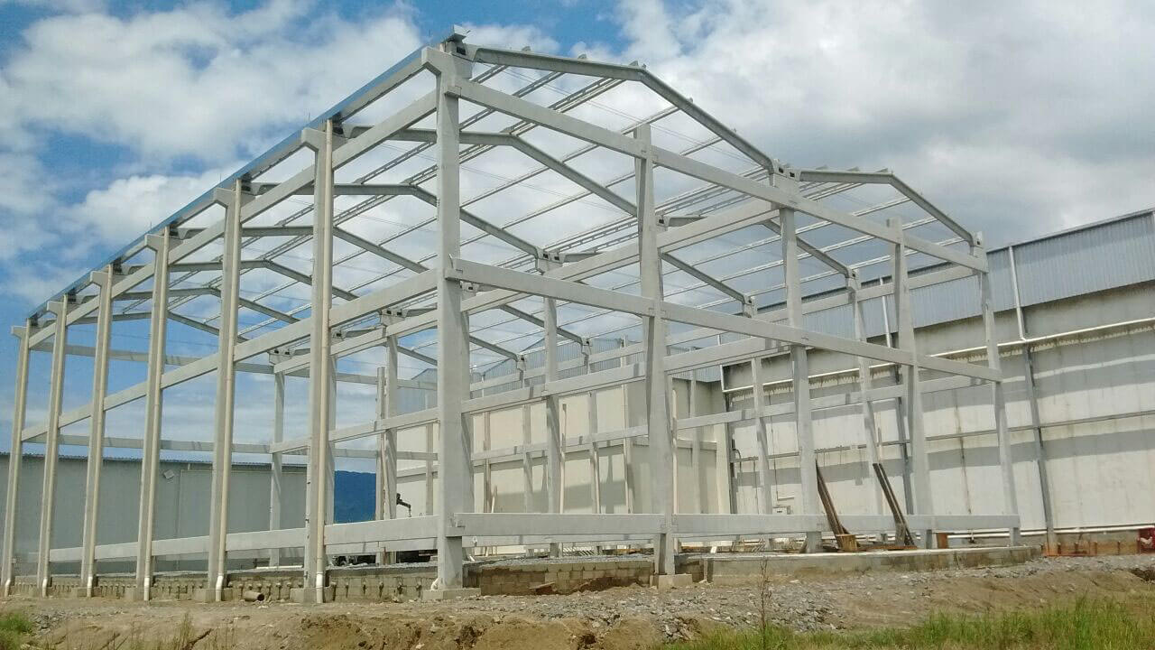 Obra Frigonepi em concreto pre-moldado - Peruíbe-SP